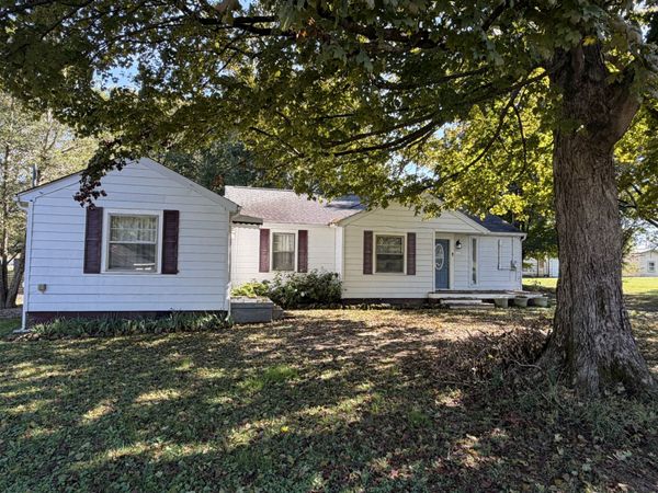 202 Church St , Estill Springs, TN 37330