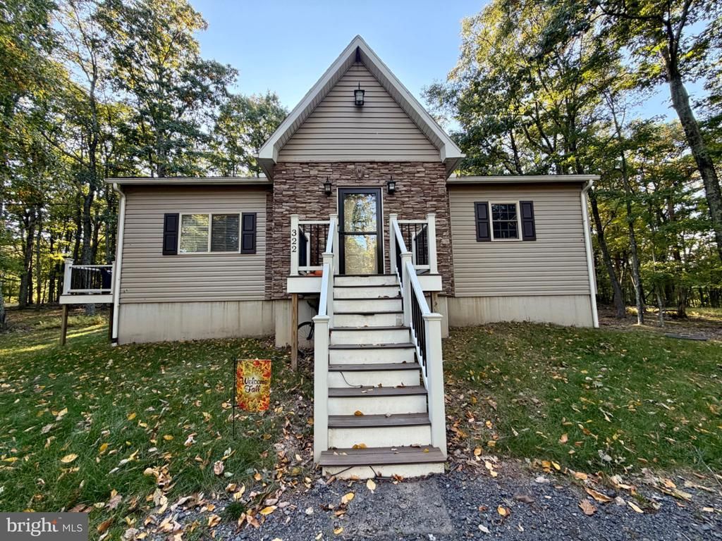 322 N SPRING MOUNTAIN DRIVE , ZION GROVE, PA 17985