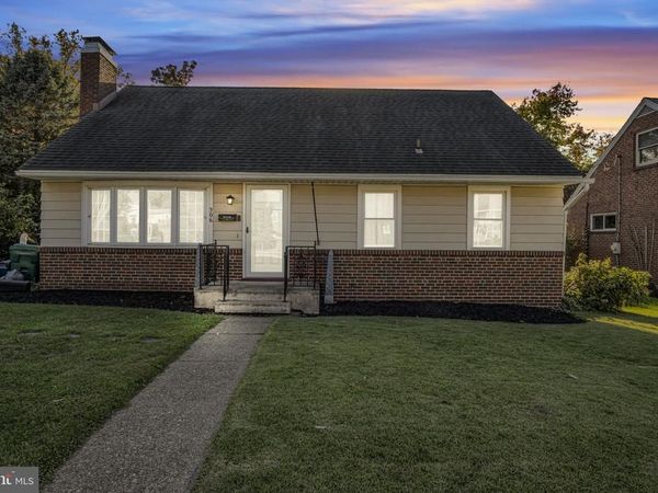306 BERRYHILL ROAD, HARRISBURG, PA 17109