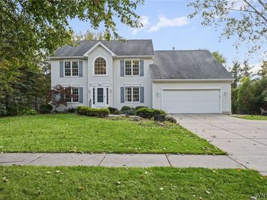 13231 Maple Ridge Drive, Alden, NY 14004