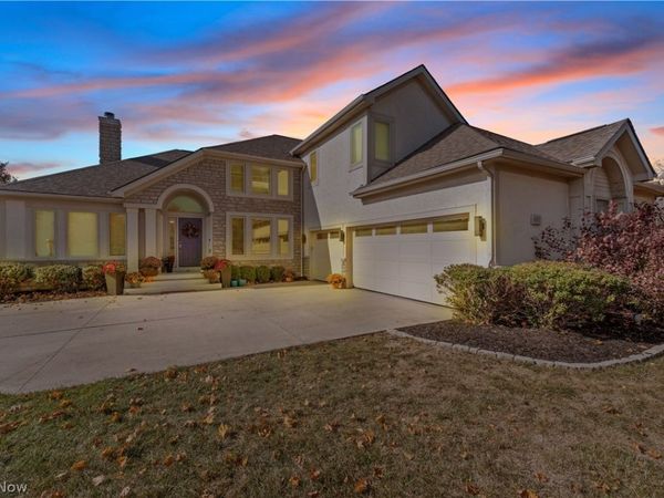 6037 Baronscourt Way , Dublin, OH 43016