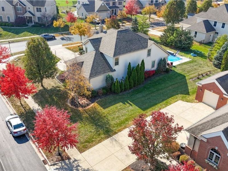 6037 Baronscourt Way, Dublin, OH 43016 Photo 3