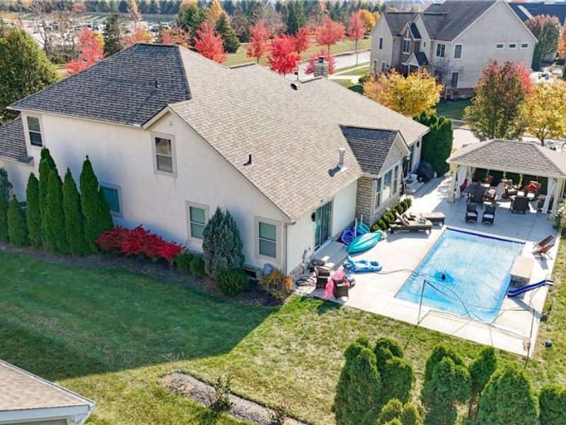 6037 Baronscourt Way, Dublin, OH 43016 Photo 9