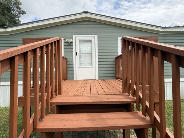 2548 Bassett Road , Gretna, FL 32332