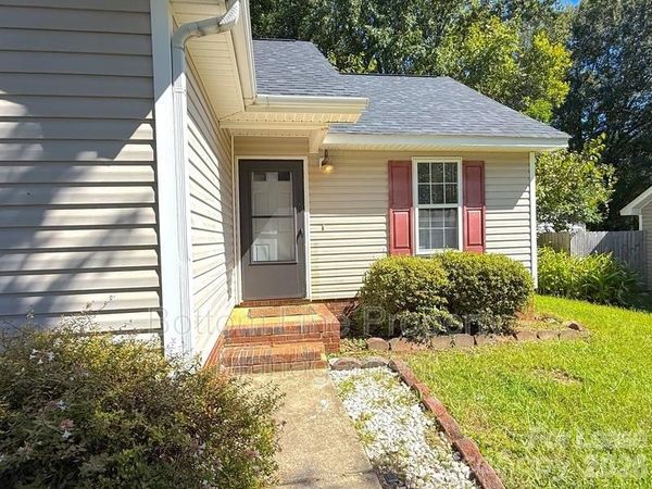 5441 Realtree Lane , Charlotte, NC 28214