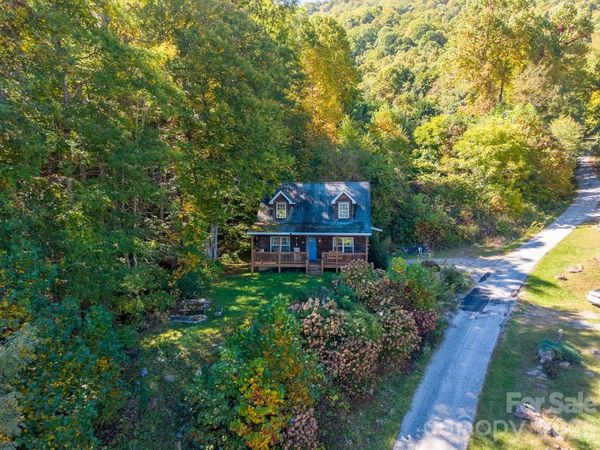 185 Paseos Drive, Cullowhee, NC 28723