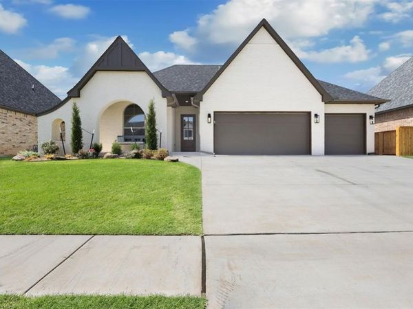 12801 Cobblestone Curve Road, Oklahoma City, OK 73142