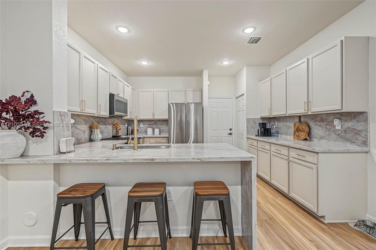 125 NE 24th Ter , Homestead, FL 33033 Photo