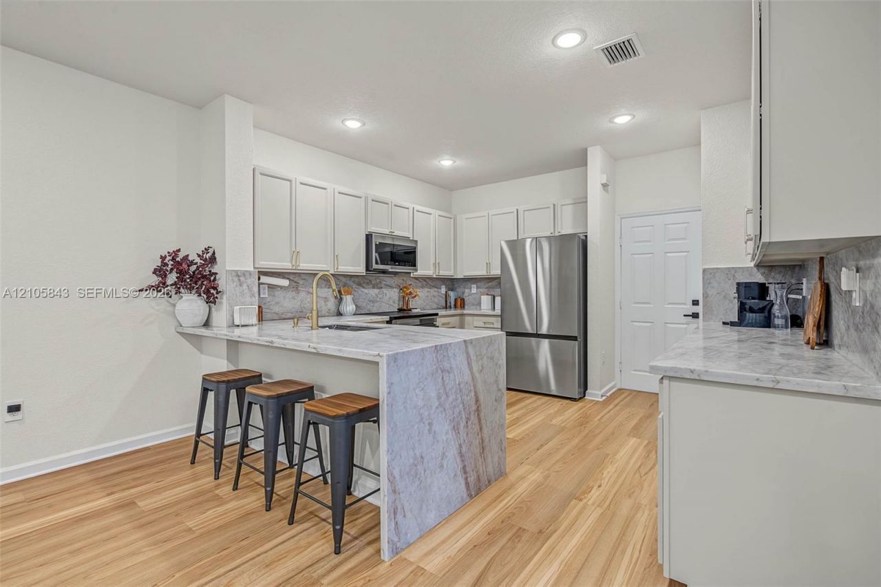 125 NE 24th Ter , Homestead, FL 33033 Photo