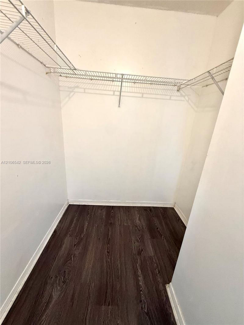 8183 NW 8th St , Unit C5, Miami, FL 33126 Photo