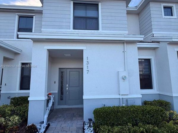 1317 NE 3rd Ave , Unit 1317, Florida City, FL 33034