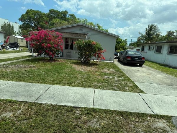 3810 SW 25th St #, Unit 1, West Park, FL 33023