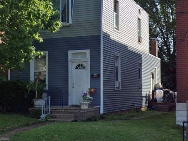 4245 Meramec Street , St Louis, MO 63116