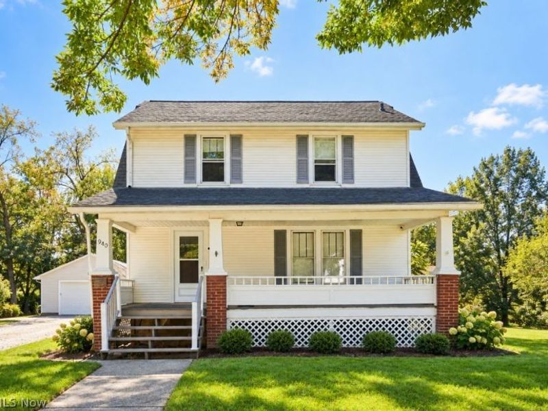 940 Falls Avenue, Cuyahoga Falls, OH 44221 Photo 3