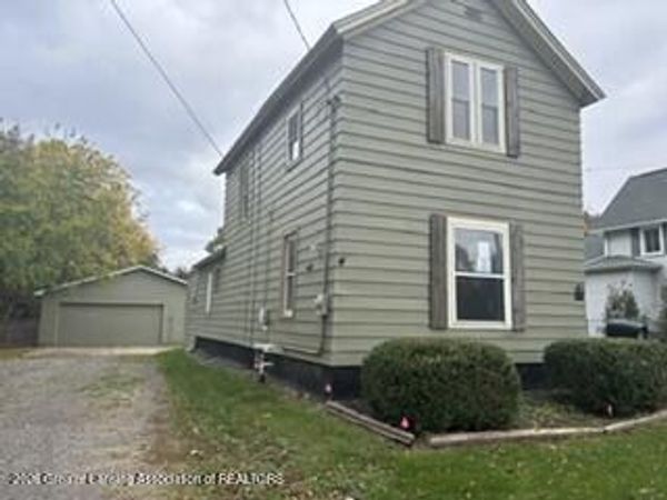 403 Randolph Street, Owosso, MI 48867
