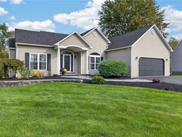8616 Osborne Drive, Cicero, NY 13039
