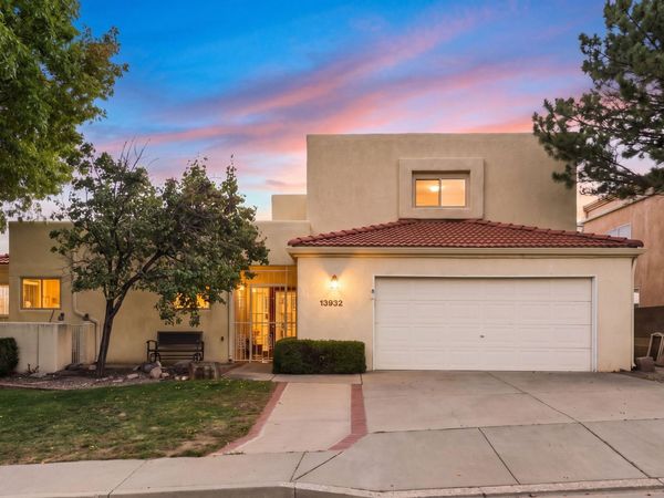 13932 Villa Sandia Place NE, Albuquerque, NM 87112