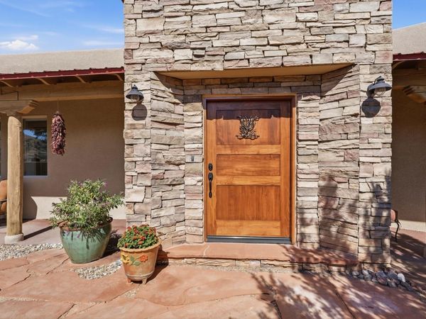 10 Las Brisas Lane, Placitas, NM 87043