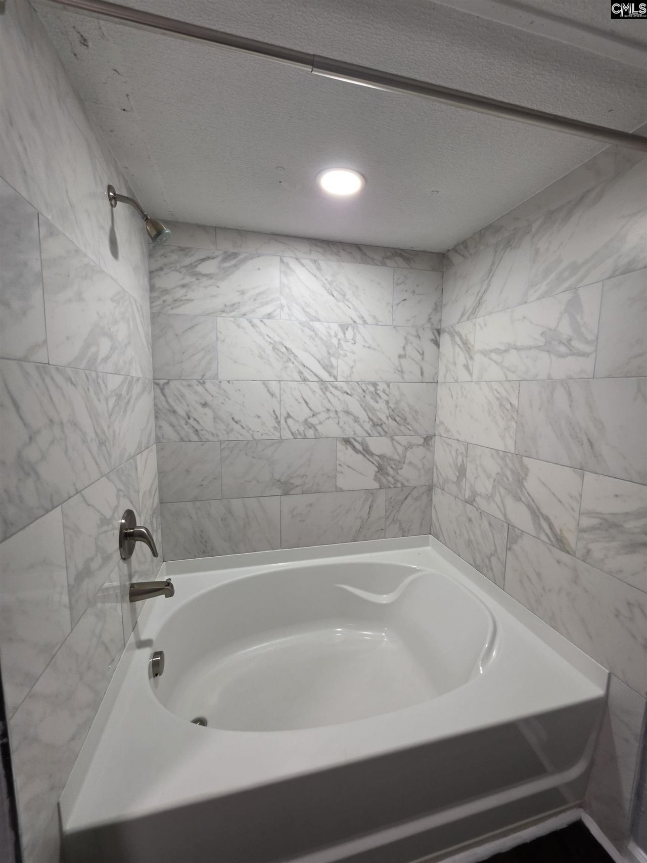 172 Glencrest Drive  Photo 13