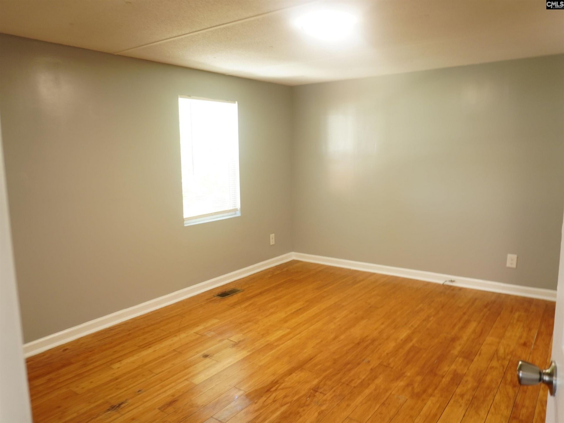 172 Glencrest Drive  Photo 9