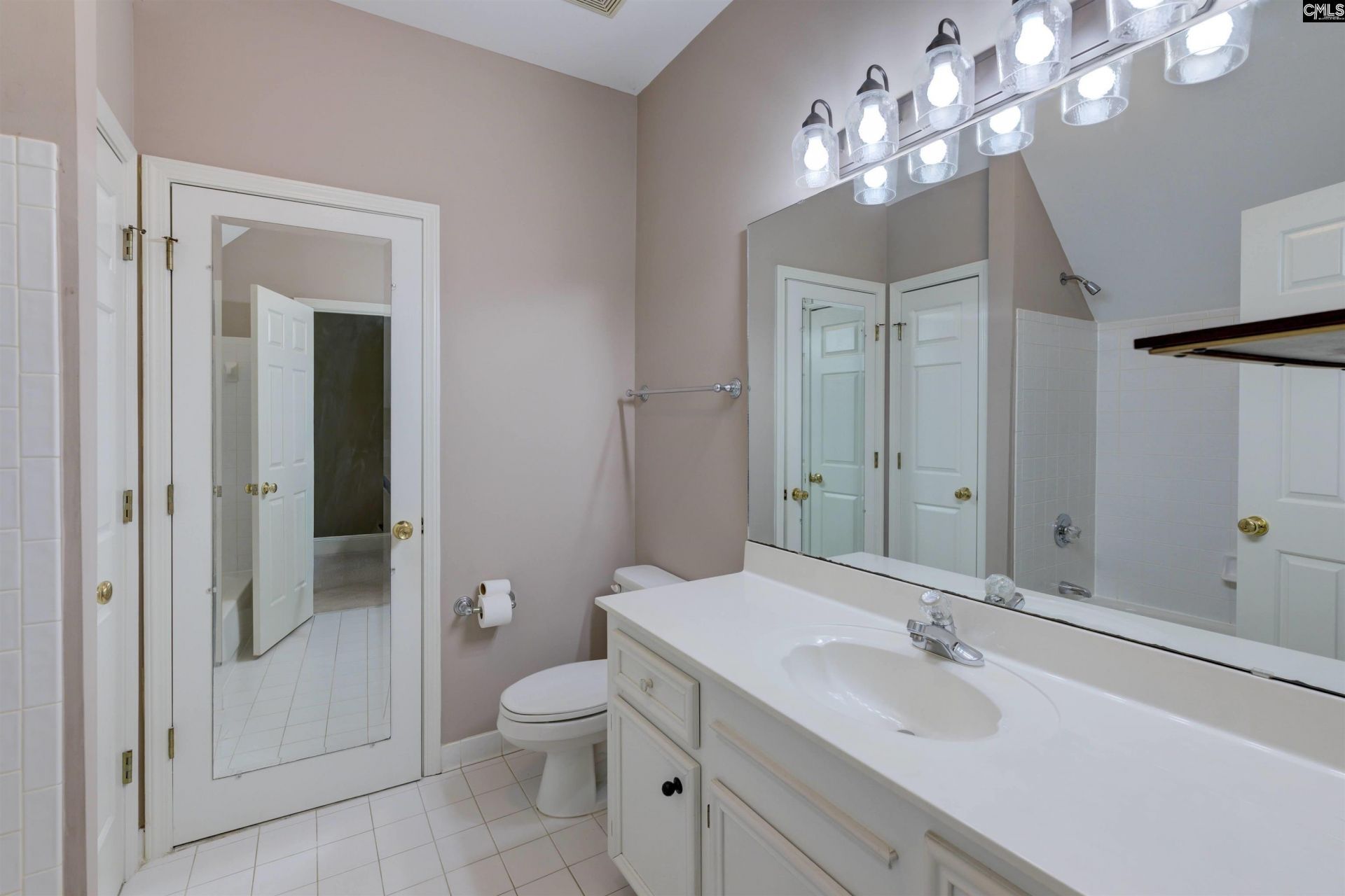 96 Oak Brook Drive  Photo 34