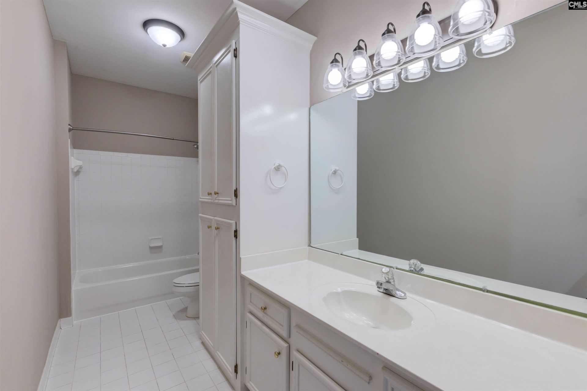 96 Oak Brook Drive  Photo 36