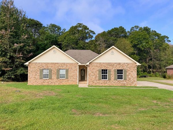 43 Archel St., Petal, MS 39465