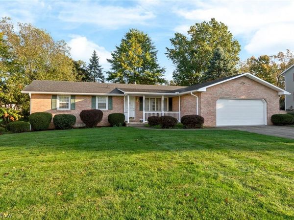 5727 Eastview Street, Louisville, OH 44641
