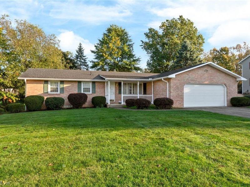5727 Eastview Street, Louisville, OH 44641 Photo 1