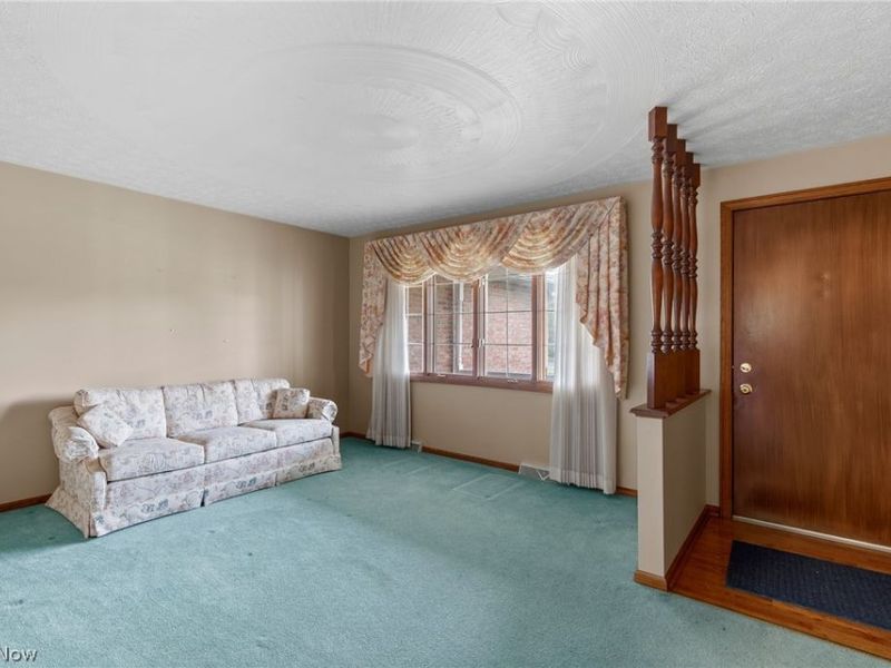 5727 Eastview Street, Louisville, OH 44641 Photo 15