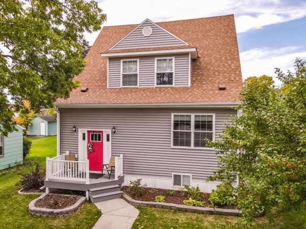 631 4th Avenue NW, Valley City, ND 58072