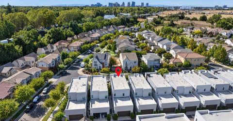 17 Fischbacher St, Sacramento, CA 95816 Photo