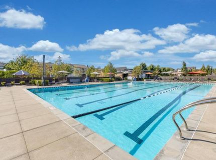 17 Fischbacher St, Sacramento, CA 95816 Photo