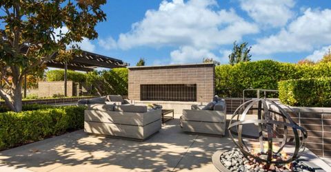 17 Fischbacher St, Sacramento, CA 95816 Photo