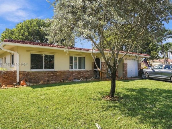 4391 NW 12th Ter , Deerfield Beach, FL 33064