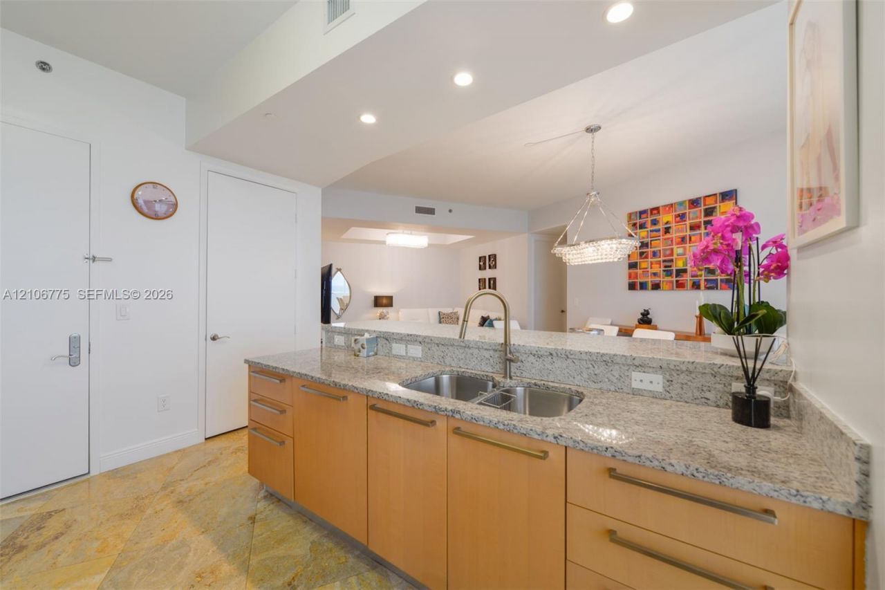 16001 Collins Ave , Unit 3005, Sunny Isles Beach, FL 33160 Photo