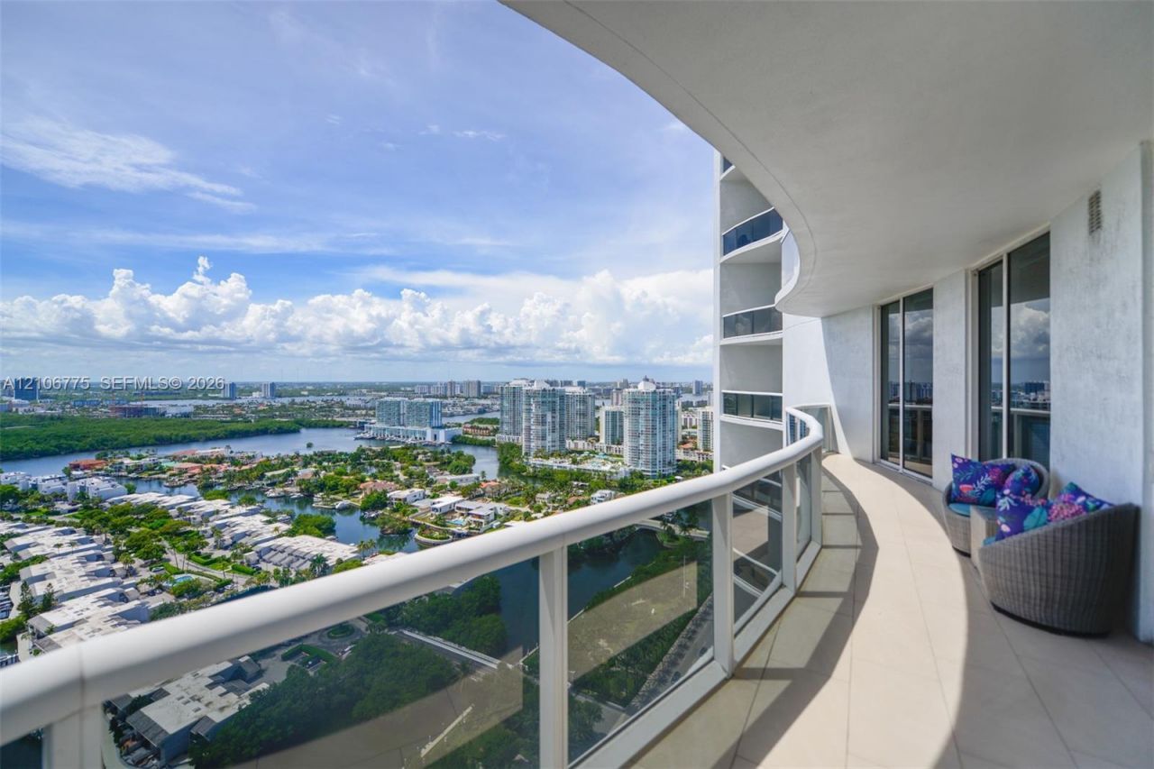 16001 Collins Ave , Unit 3005, Sunny Isles Beach, FL 33160 Photo