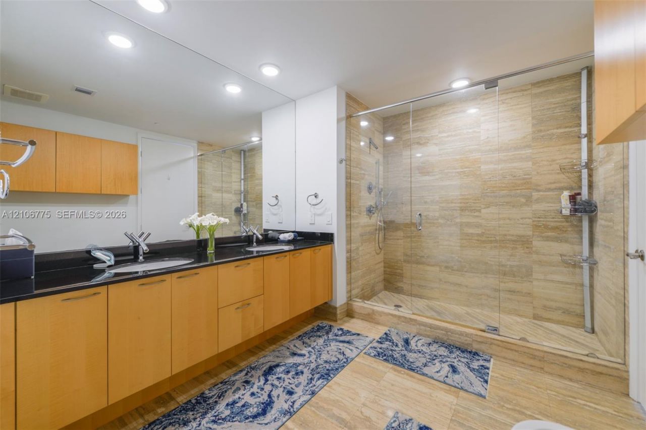 16001 Collins Ave , Unit 3005, Sunny Isles Beach, FL 33160 Photo