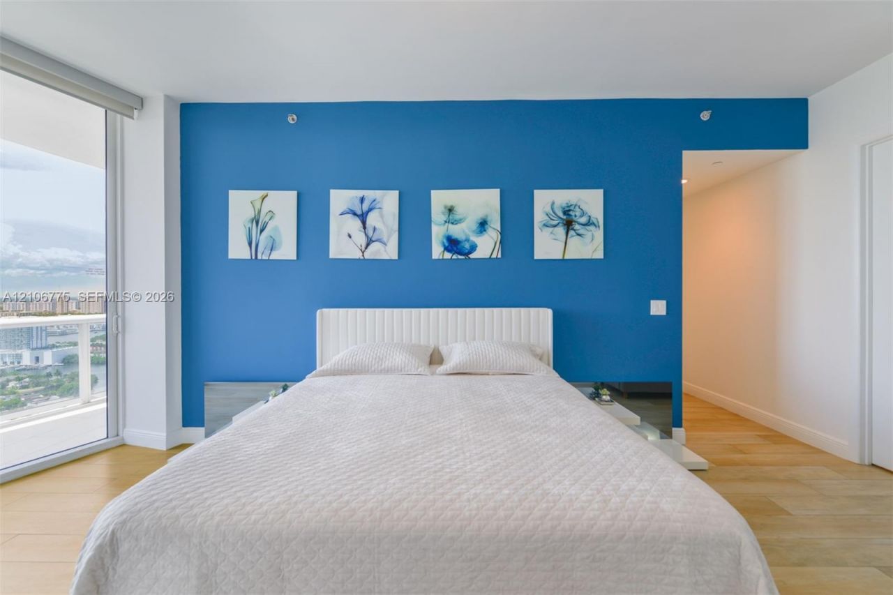 16001 Collins Ave , Unit 3005, Sunny Isles Beach, FL 33160 Photo