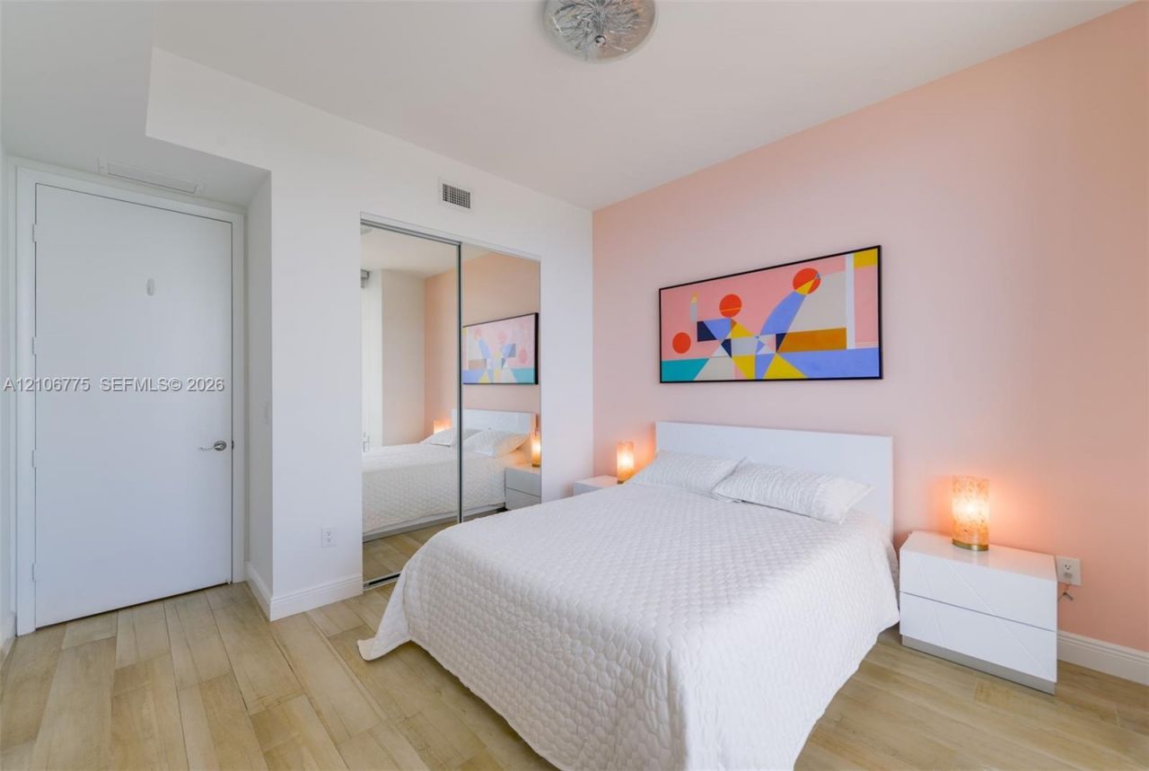 16001 Collins Ave , Unit 3005, Sunny Isles Beach, FL 33160 Photo