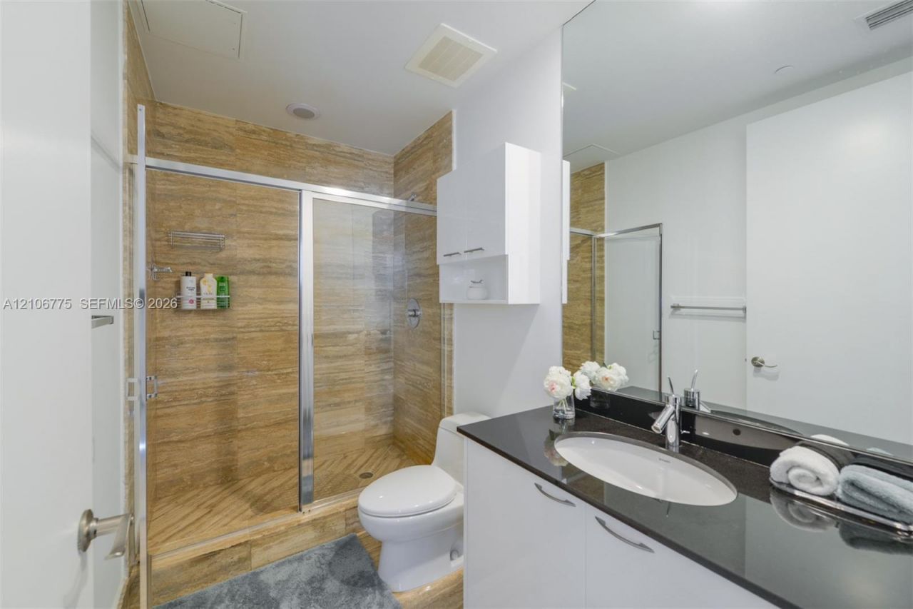 16001 Collins Ave , Unit 3005, Sunny Isles Beach, FL 33160 Photo