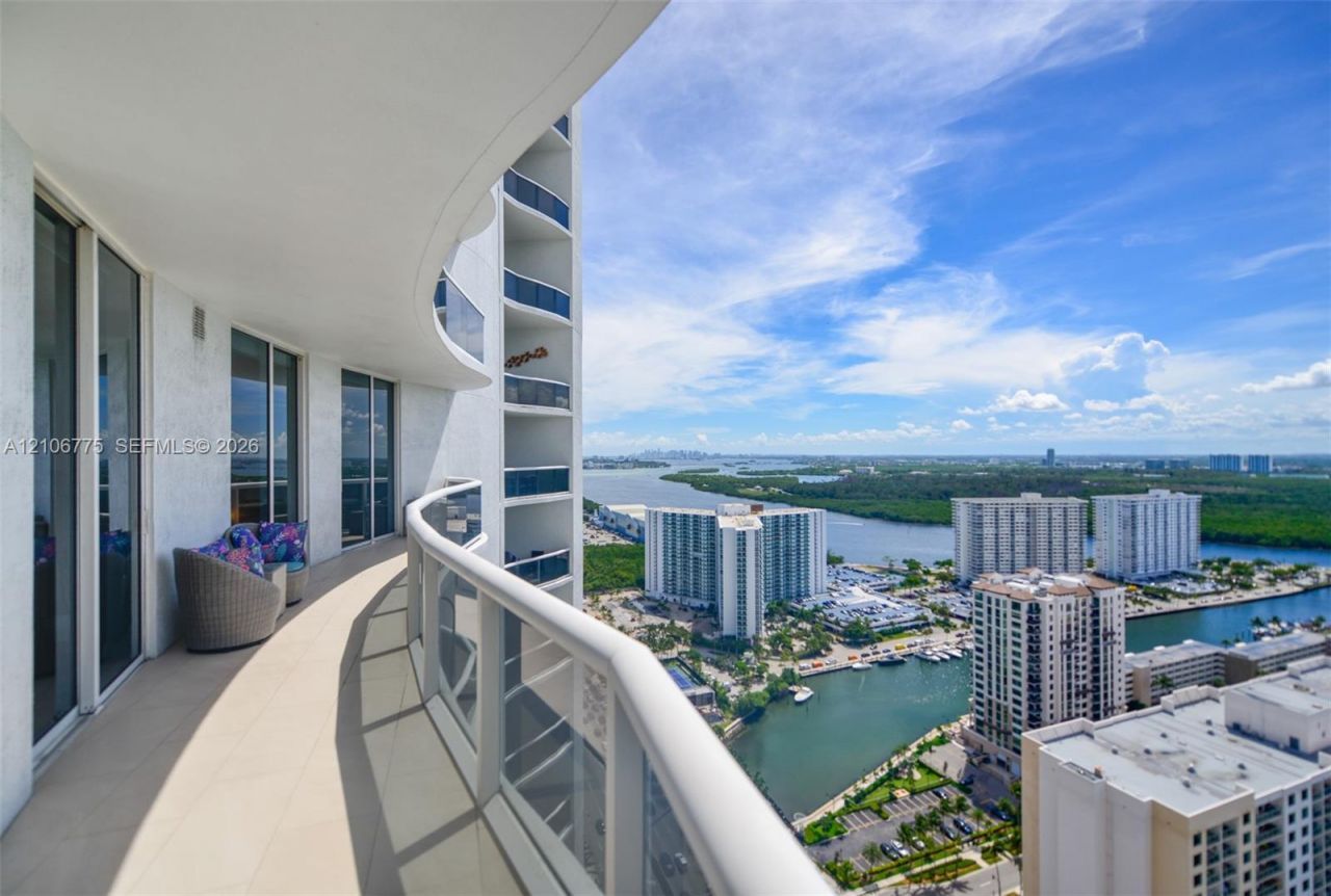 16001 Collins Ave , Unit 3005, Sunny Isles Beach, FL 33160 Photo