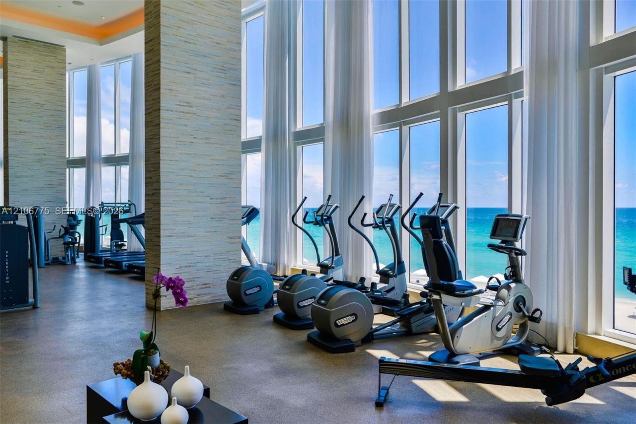 16001 Collins Ave , Unit 3005, Sunny Isles Beach, FL 33160 Photo