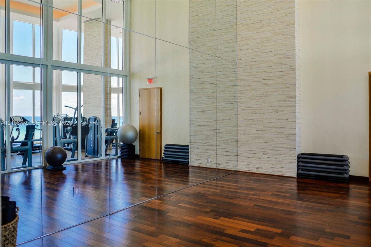 16001 Collins Ave , Unit 3005, Sunny Isles Beach, FL 33160 Photo