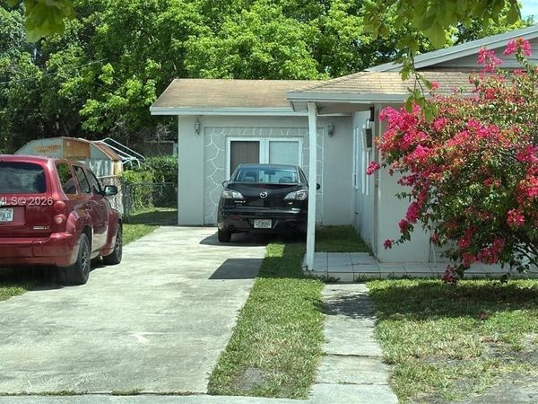 3810 SW 25th St #, Unit 3, West Park, FL 33023