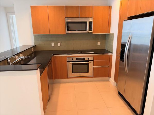 1060 Brickell Ave , Unit 2507, Miami, FL 33131
