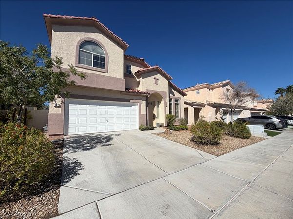 157 Lakewood Garden Drive , Las Vegas, NV 89148
