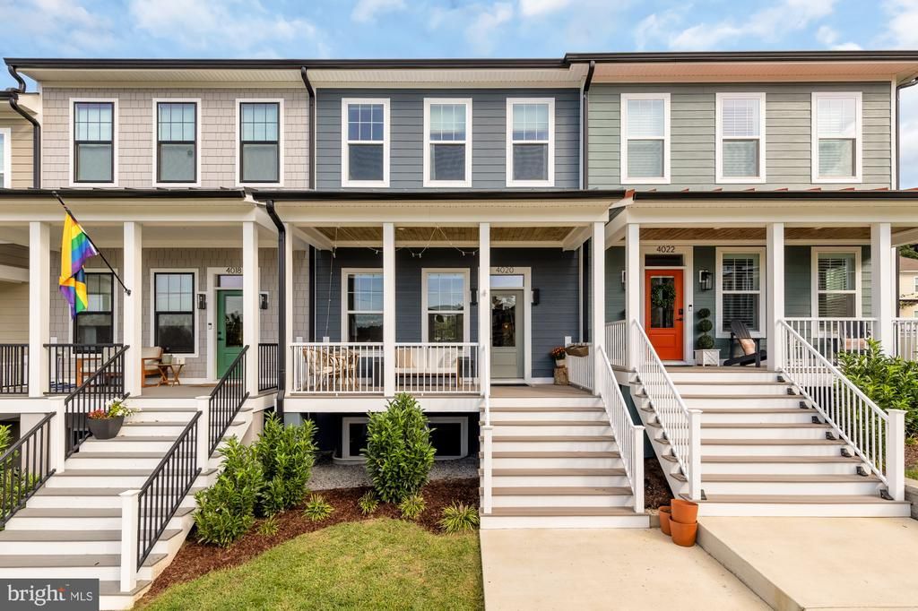4020 GALLATIN STREET , HYATTSVILLE, MD 20781
