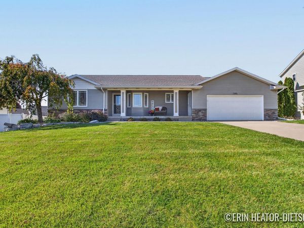7395 Alycia Drive, Hudsonville, MI 49426