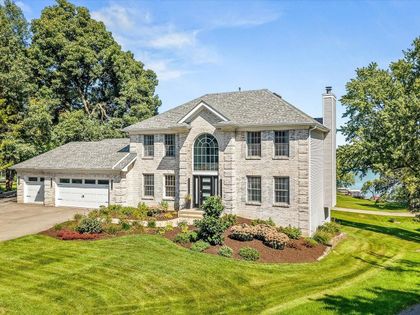 1982 Southgate Drive LAKE SUMMERSET, IL 61019